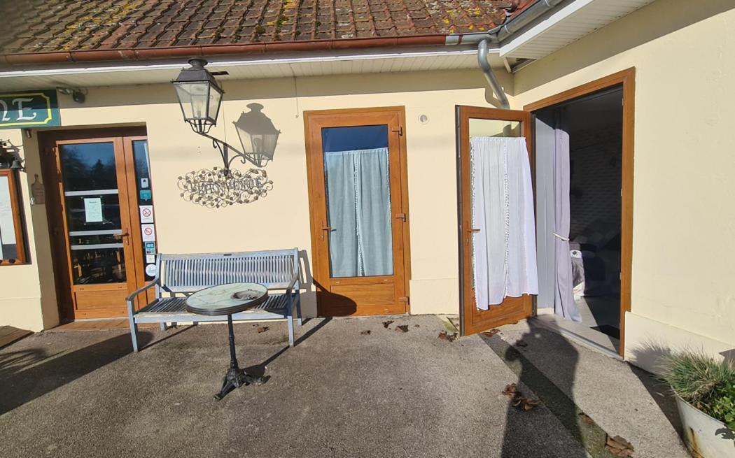 La Taverne Buire-le-Sec Exteriör bild